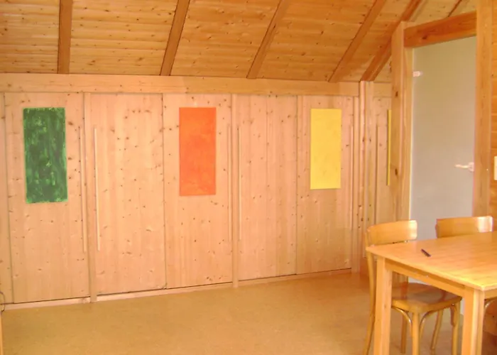 Wohnen Am Land In Neunkirchen Am Appartement